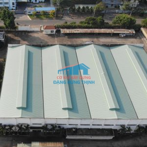 Đơn vị thi công lắp đặt mái tôn - thay mái tôn nhà xưởng tại Bình Dương