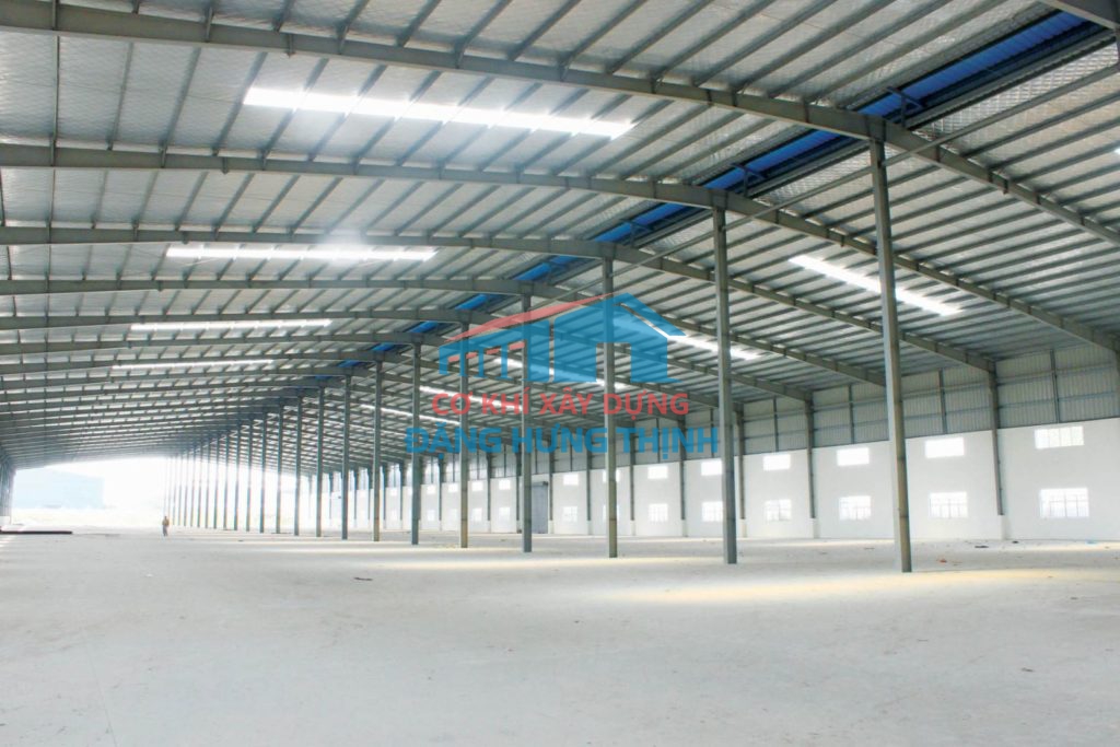 Đơn vị thi công lắp đặt mái tôn - thay mái tôn nhà xưởng tại Đức Hòa Long An