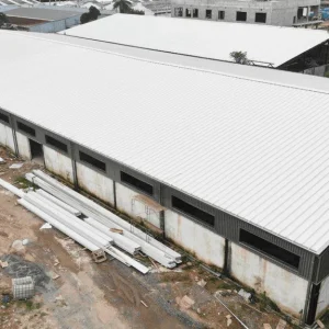 Đơn vị thi công lắp đặt mái tôn - thay mái tôn nhà xưởng tại KCN Mỹ Phước Bến Cát