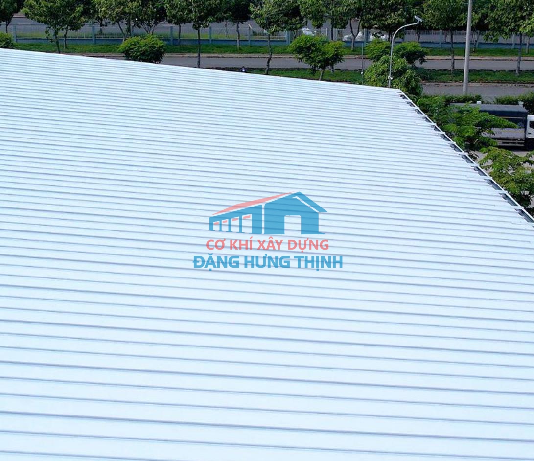 Đơn vị thi công lắp đặt mái tôn - thay mái tôn nhà xưởng tại Tân Uyên Bình Dương