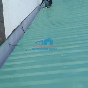 Thi công lắp đặt máng xối kho xưởng tại Bến Lức Long An