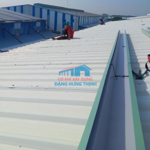 Thi công lắp đặt máng xối kho xưởng tại Bến Lức Long An