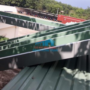 Thi công lắp đặt máng xối kho xưởng tại Bình Phước