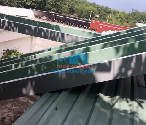 Thi công lắp đặt máng xối kho xưởng tại Bình Phước