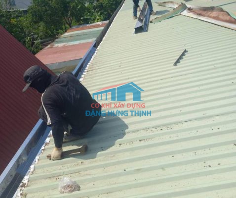 Thi công lắp đặt máng xối kho xưởng tại Đồng Nai