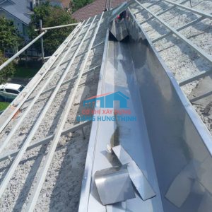 Thi công lắp đặt máng xối kho xưởng tại Đức Hòa Long An