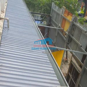 Thi công lắp đặt máng xối kho xưởng tại Long An