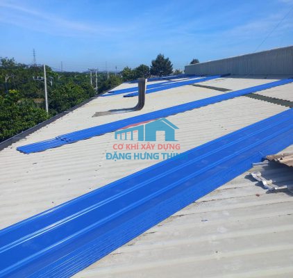 Thi công lắp đặt máng xối kho xưởng tại Nhơn Trạch Đồng Nai