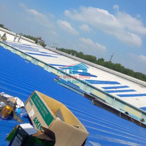 Thi công lắp đặt máng xối kho xưởng tại Trảng Bom Đồng Nai